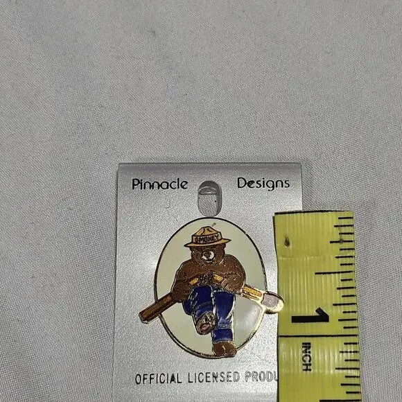 Vintage Pinnacle Designs Smokey The Bear Lapel Pin Forest Service. NOS - Picture 3 of 5